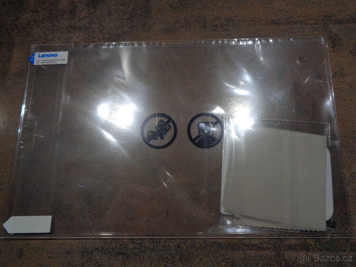 Zadní kryt na tablety Lenovo 9 palců s ochrannou folií - 3