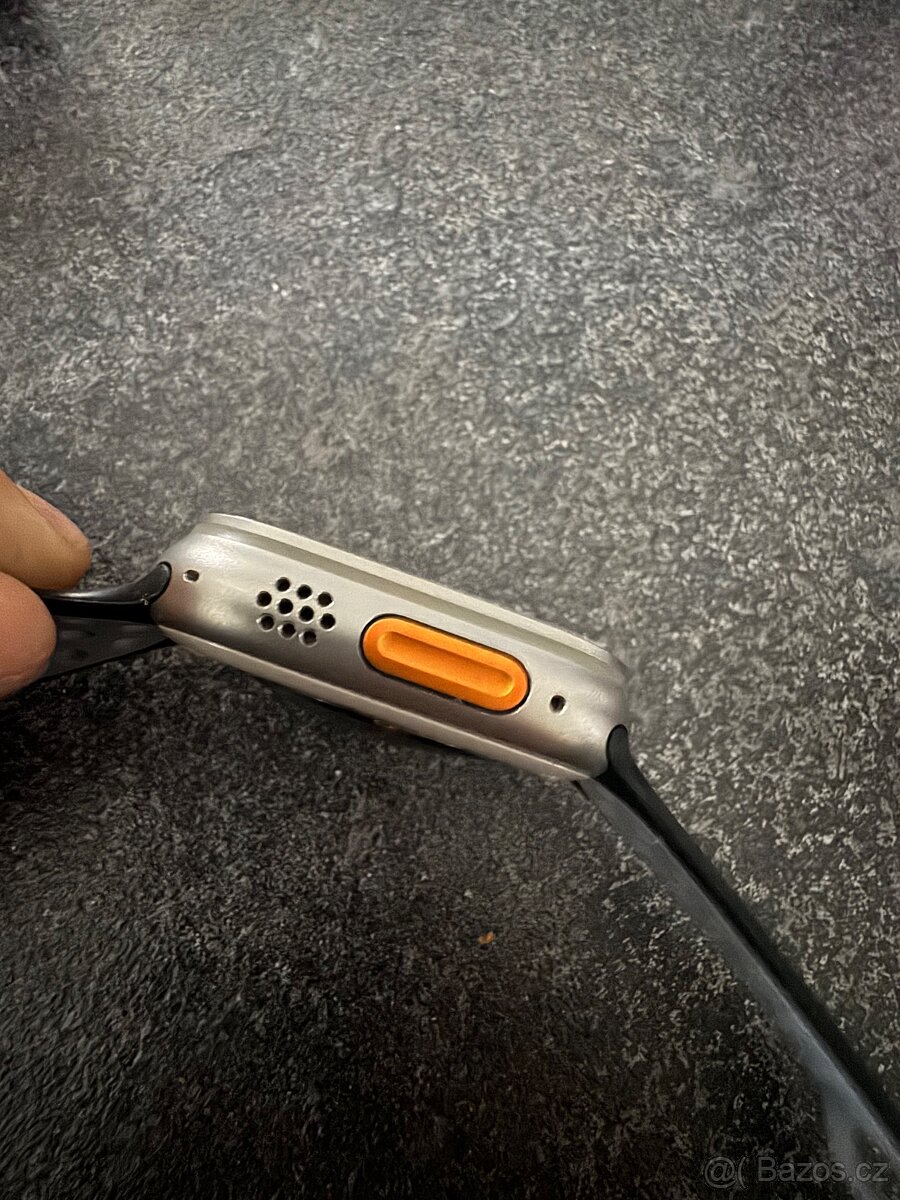 Apple Watch Ultra 1 - 3