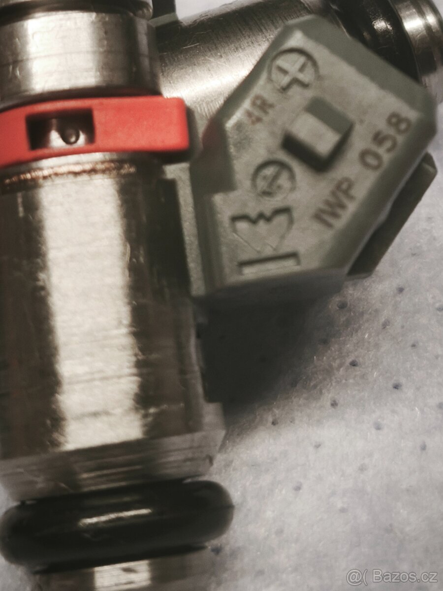Prodám použité vstřikovače Weber/Magneti Marelli IWP058 - 3