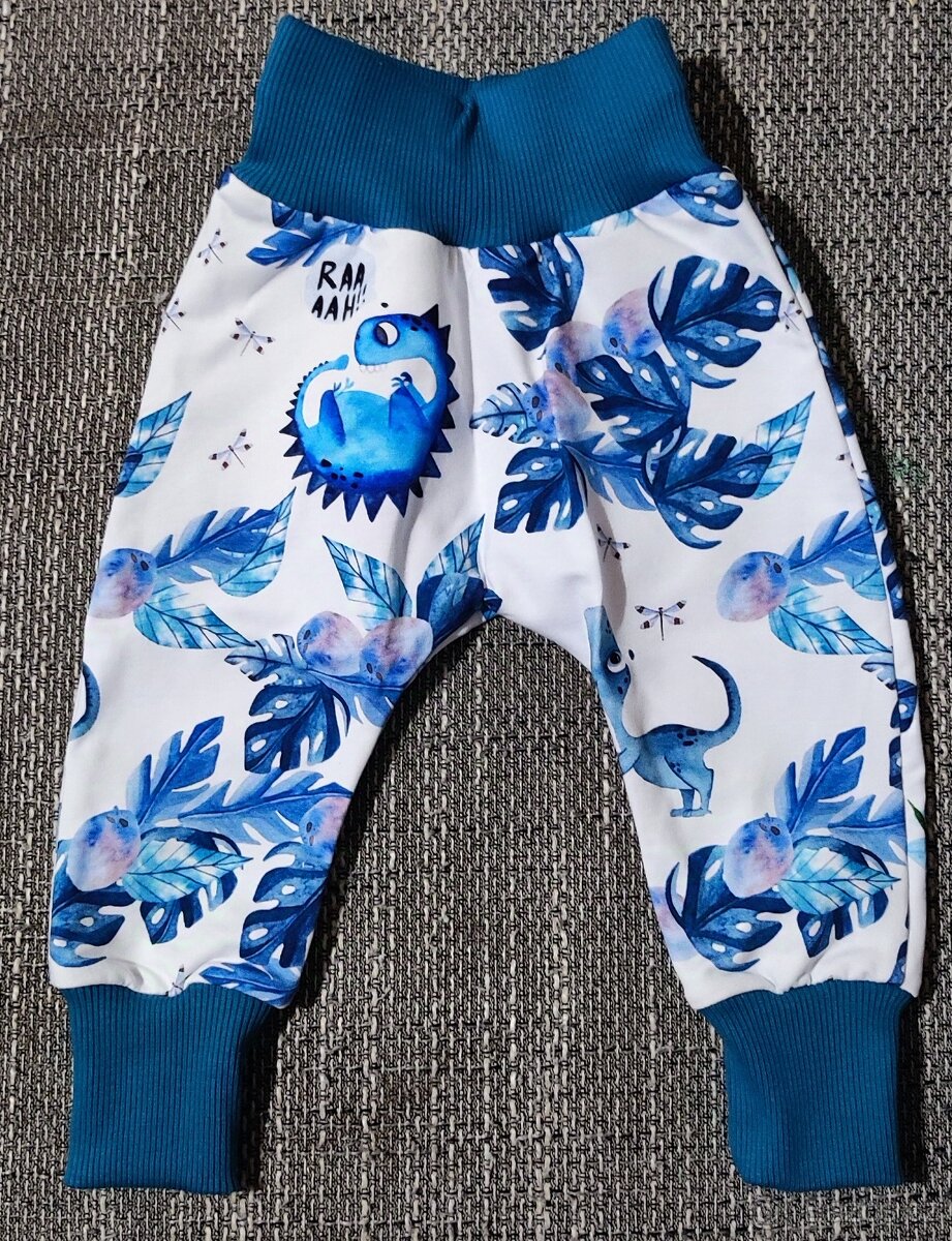 SOFTSHELLOVÉ KALHOTY, ČEPIČKY, RUKAVICE, TEPLÁČKY - 3