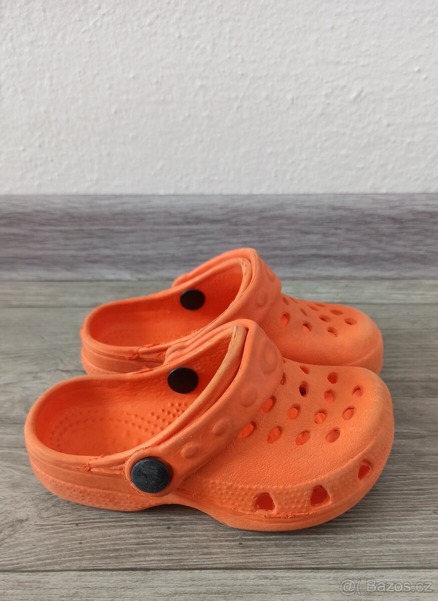 Dětské nazouváky typu "Crocs" vel. 22 - 3