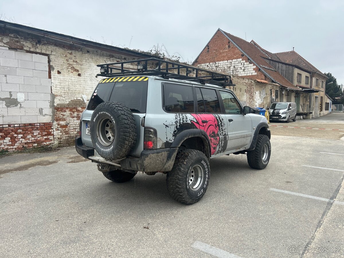 Nissan Patrol y61 2.8TD 96kw