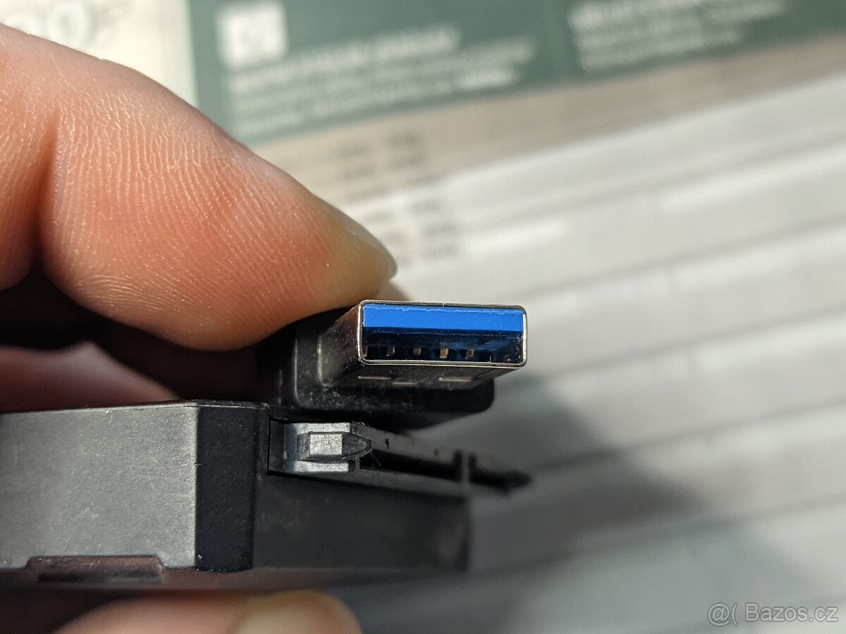 UGREEN SATA to USB 3.0 Adapter Cable - 3