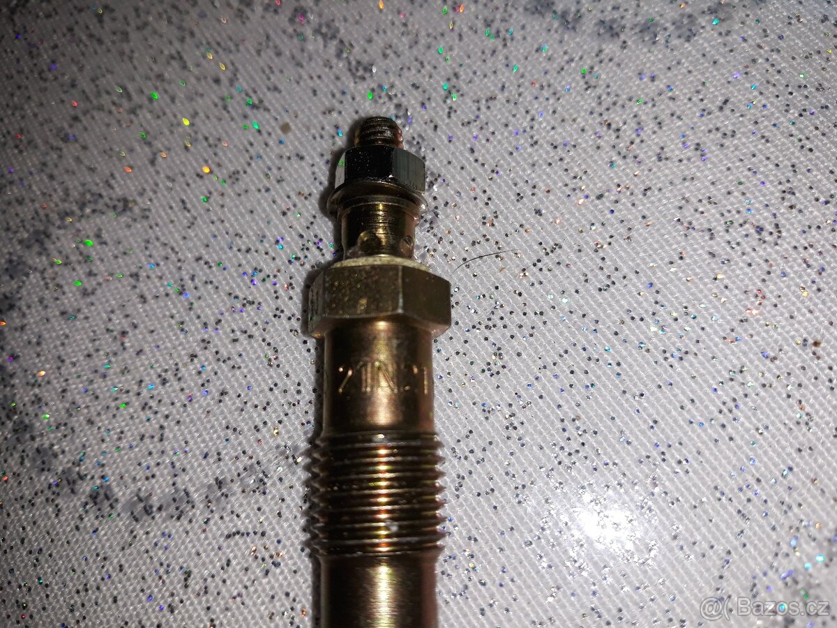 Prodám žhavící svíčku BRISK do AVIA - 3