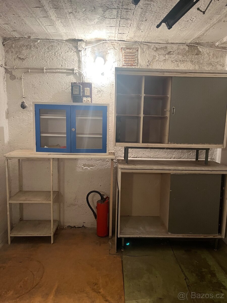 Zářívková světla , hadice, kahan,atd - 3