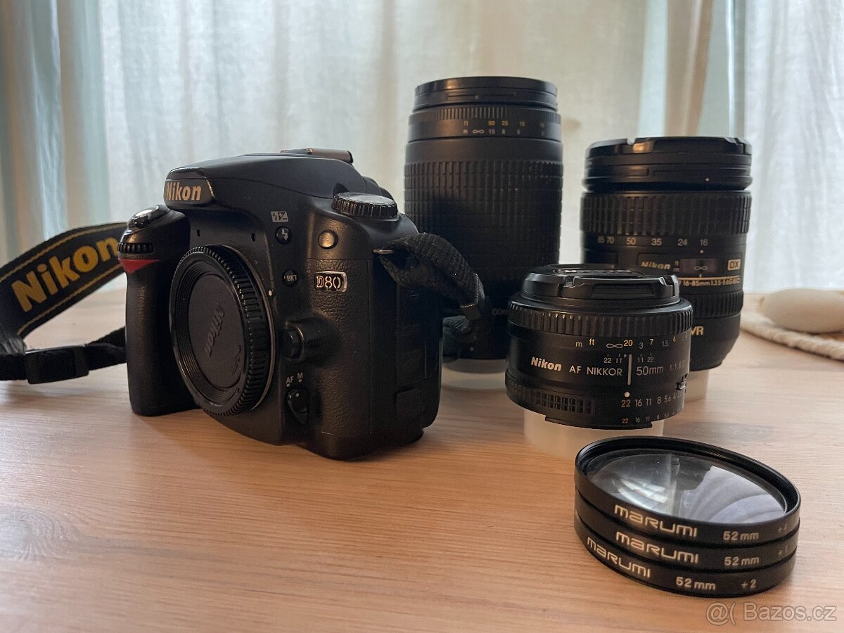 Kompletní Nikon set D80, 3 objektivy, blesk, příslušenství - 3