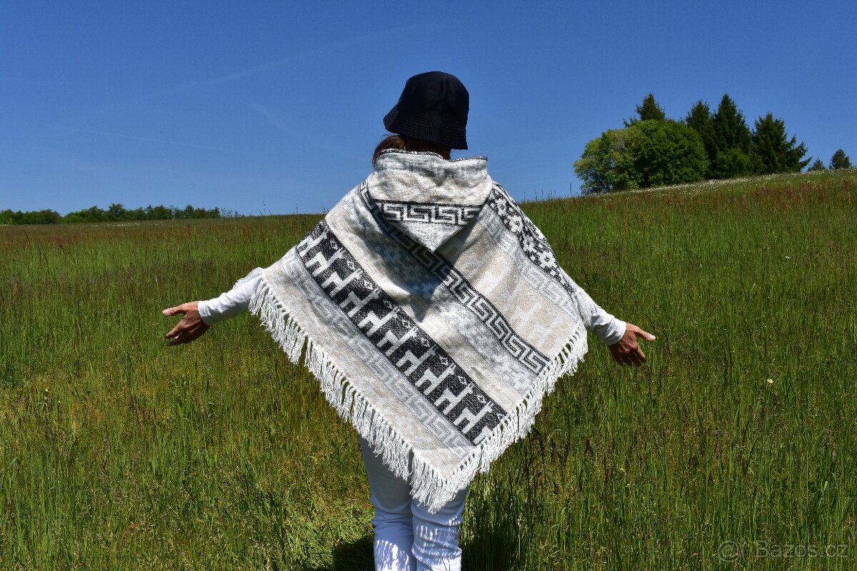 Pončo - Chile s vlnou alpaka s kapucí - 3