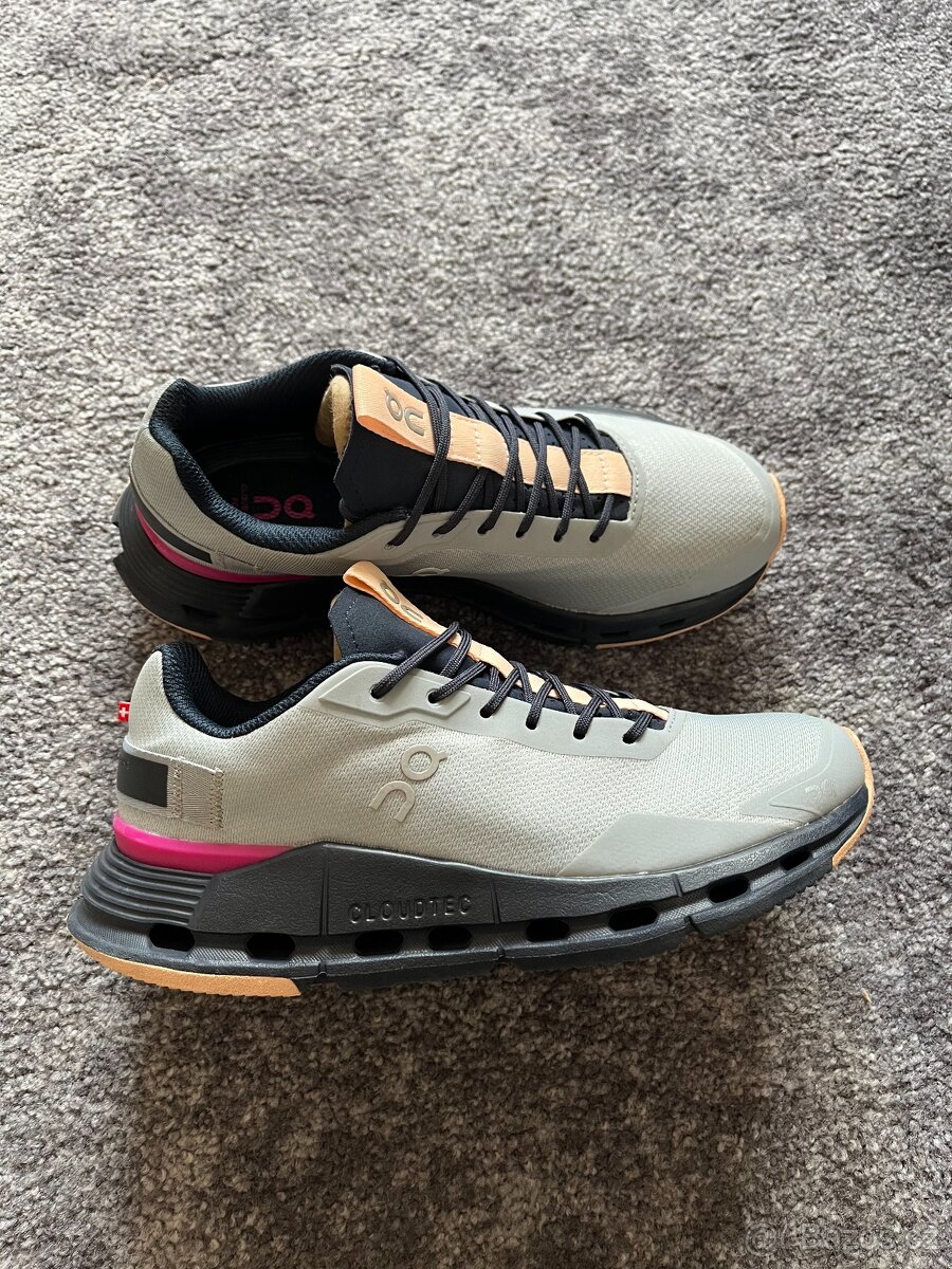 13x Dámské boty On Running Cloud, velikost 37 - 37,5 - 3