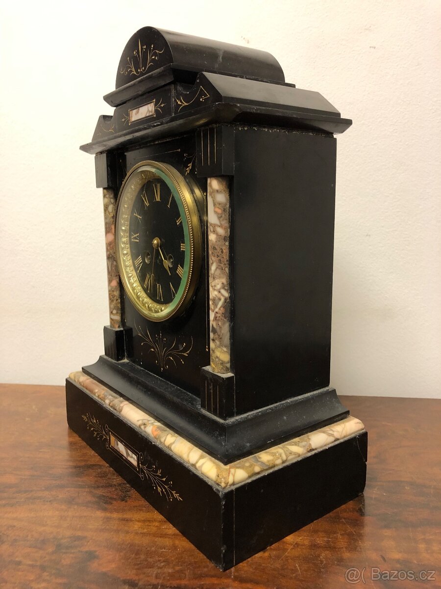 Hodiny se svícny - 3