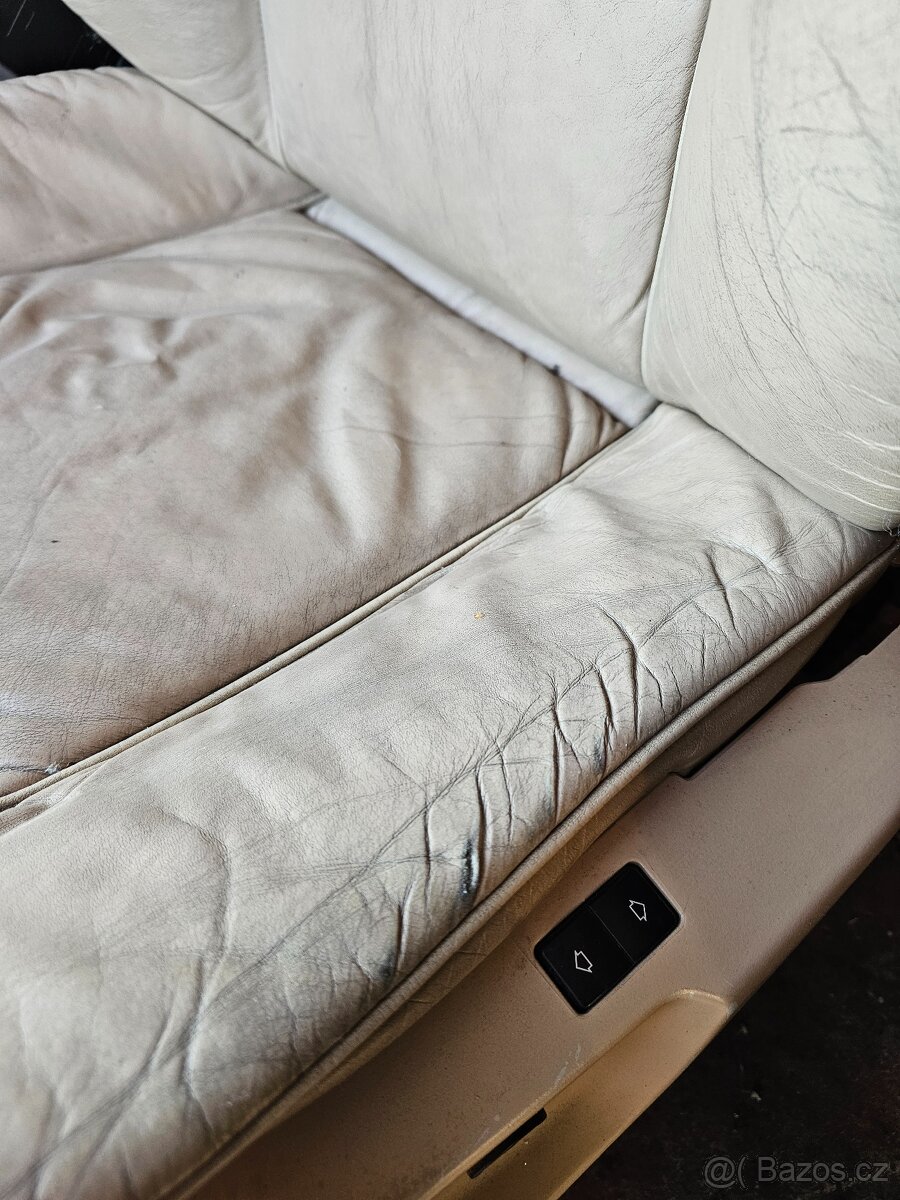 BMW e39 nappa interiér touring - 3