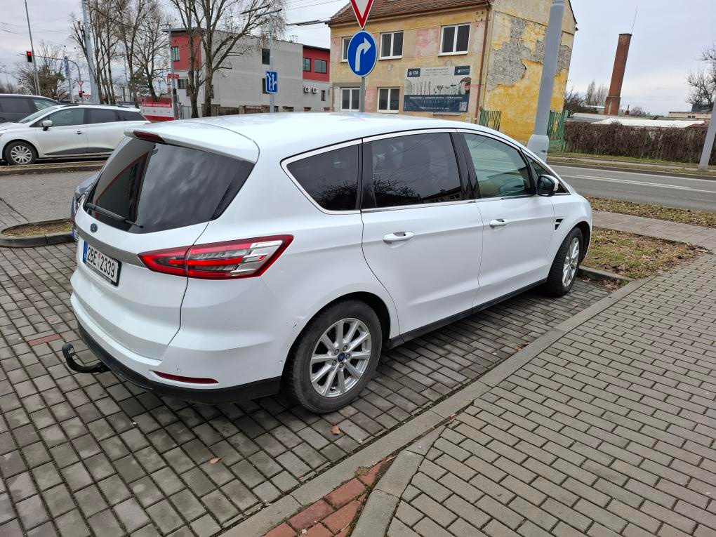 Prodám ford S-max,titanium - 3