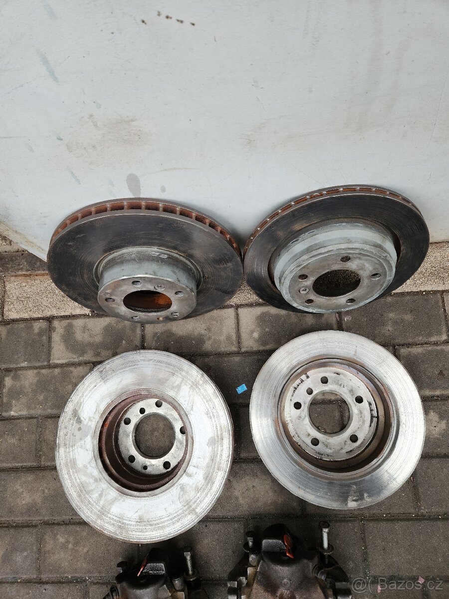 BMW E39 V8 brzdy komplet originál BMW - 3