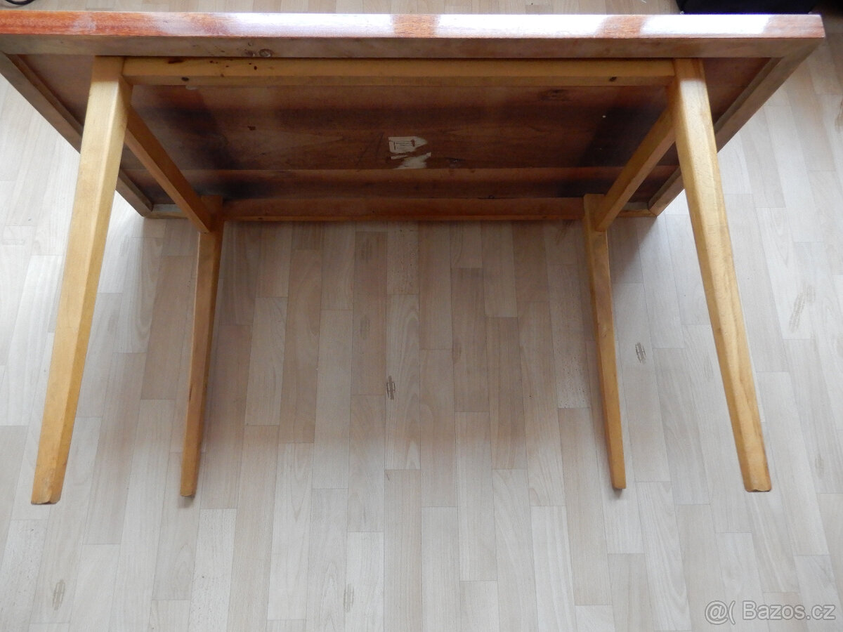 Stolek retro - 3