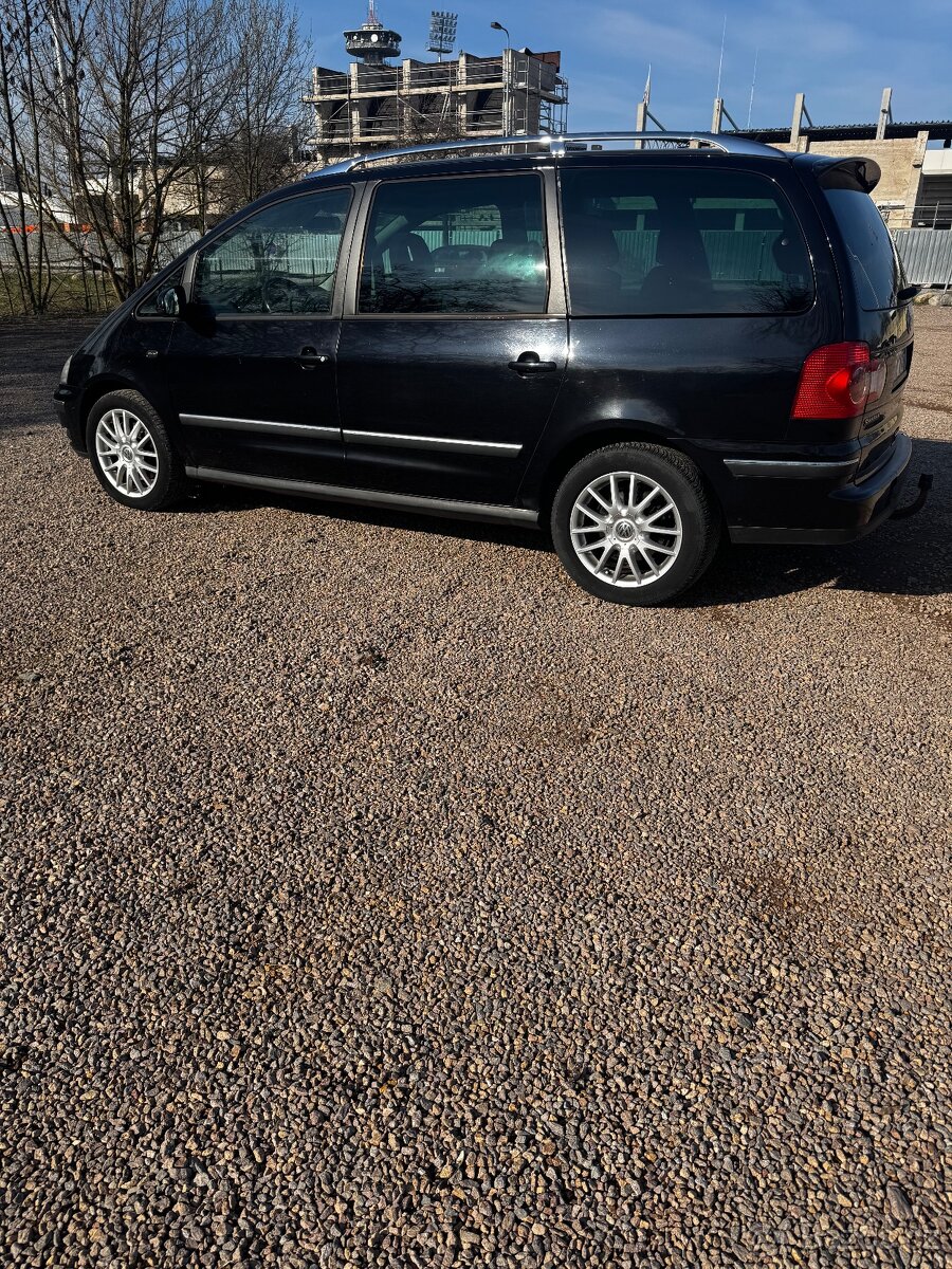 VW SHARAN 1.9tdi SPACIAL 110kw - 3