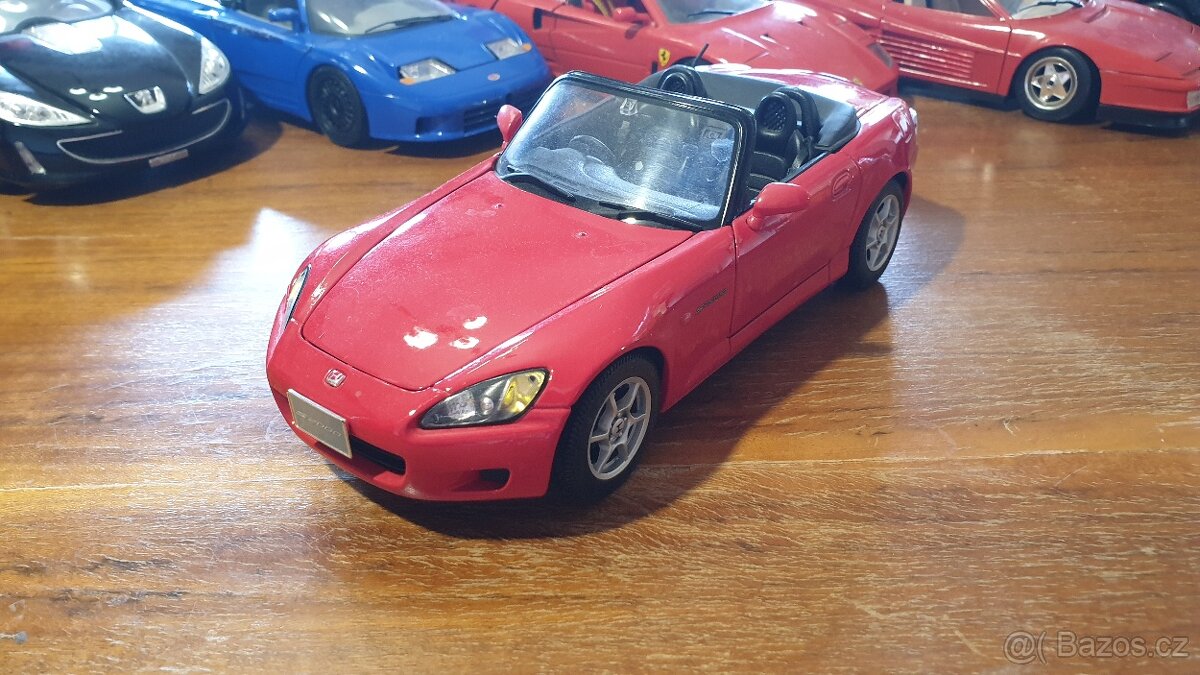 Prodám Honda S2000 1:18 - 3