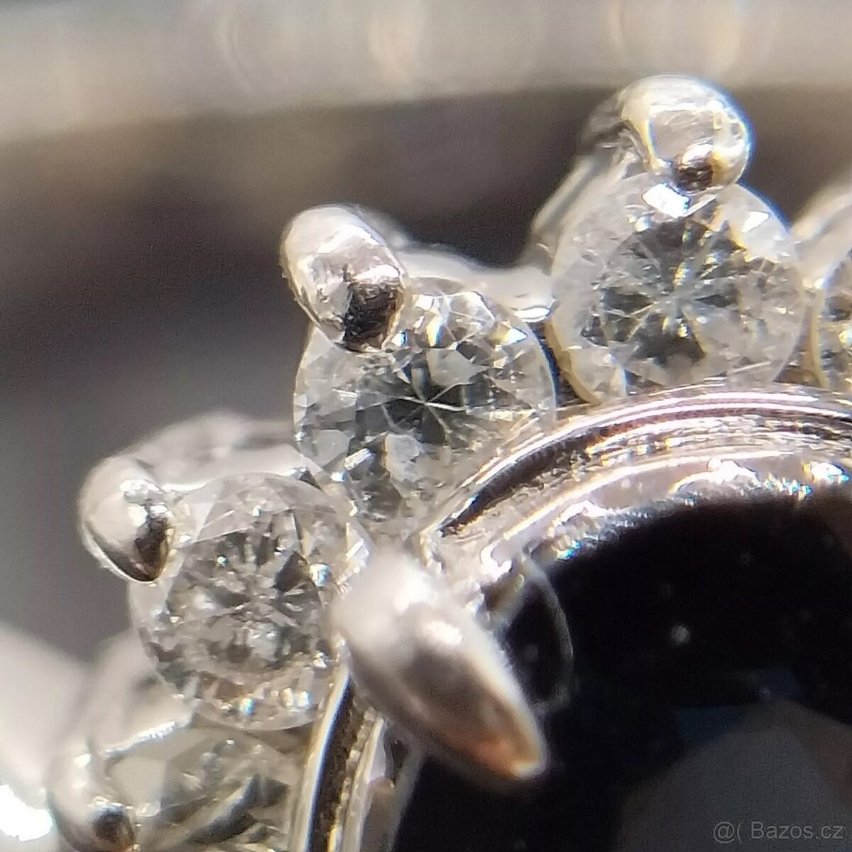 LUXUSNÍ PLATINOVÝ DIAMANTOVÝ PRSTEN SE SAFÍREM - 3