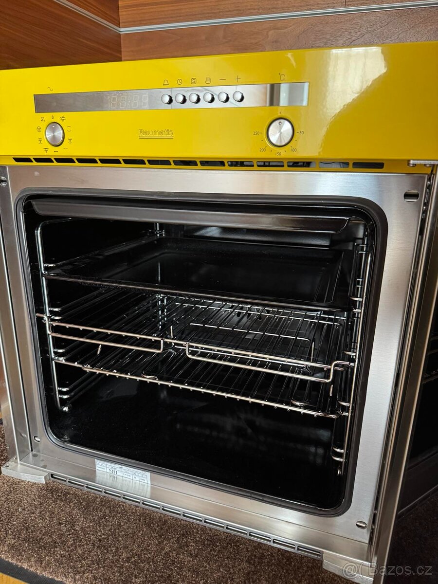 Designový set digestoře a trouby - 3