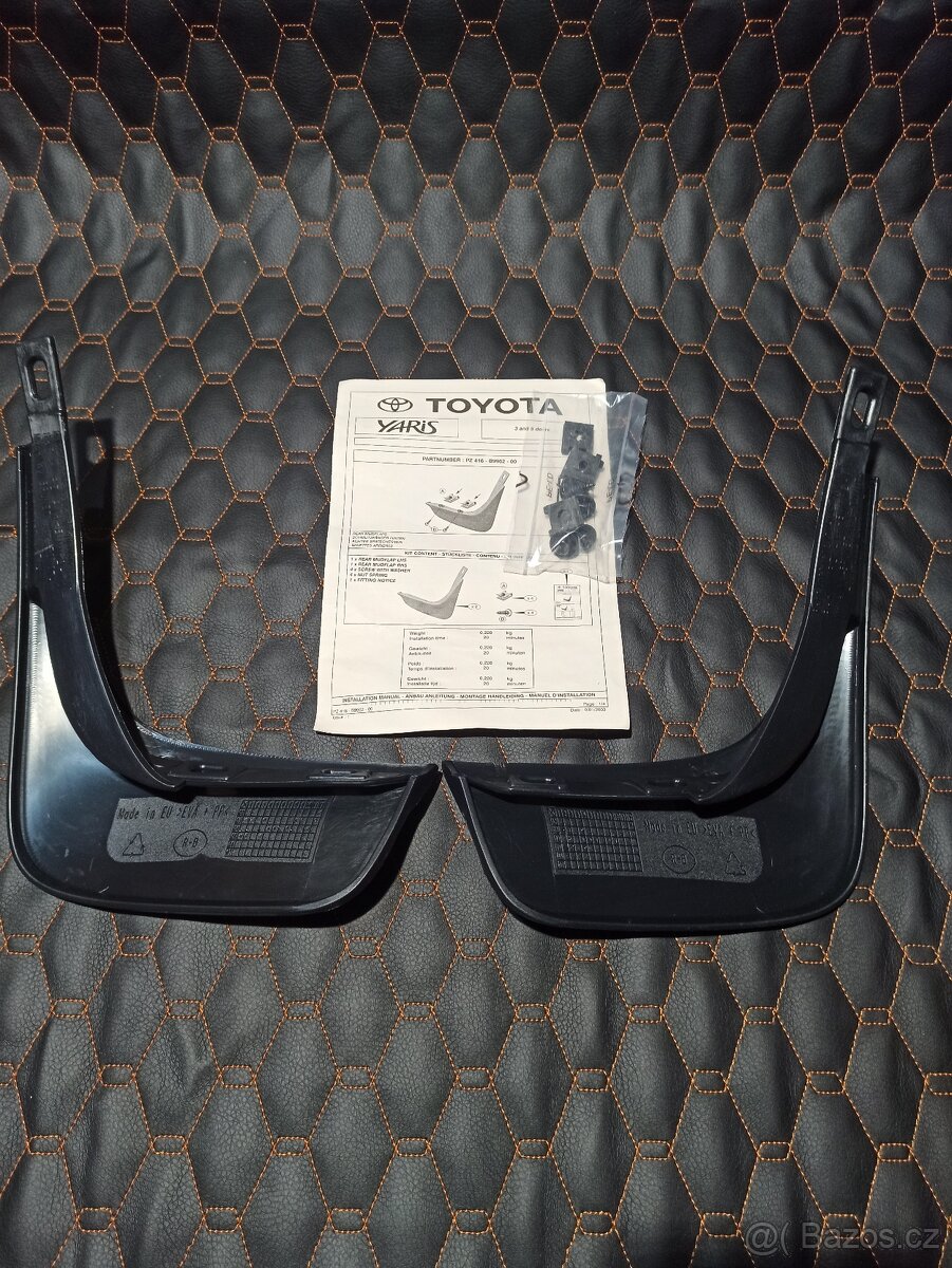 Zadní zástěrky OEM Toyota Yaris I facelift - 3