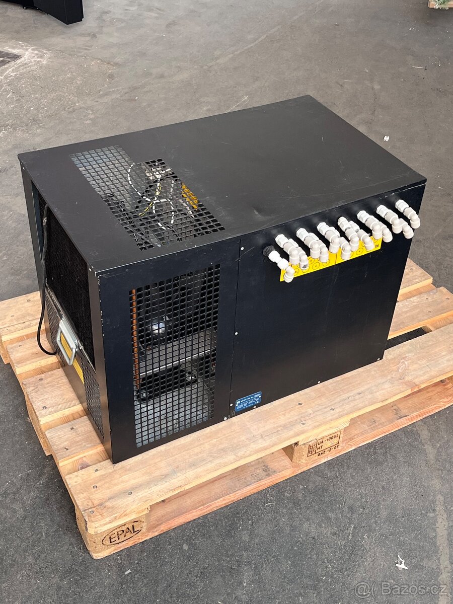 Podstolový chladič Delton H200. Záruka - 3