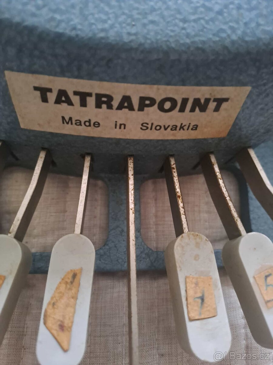 Psací stroj na braillovo písmo + slepecká hůl - 3