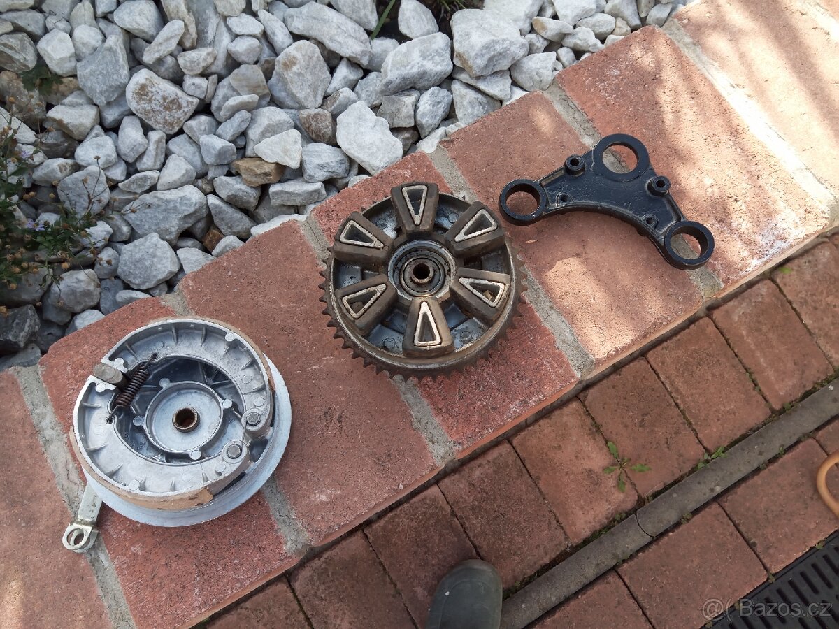 Štít zadního kola Jawa, ČZ nepoužité, uloženka - 3