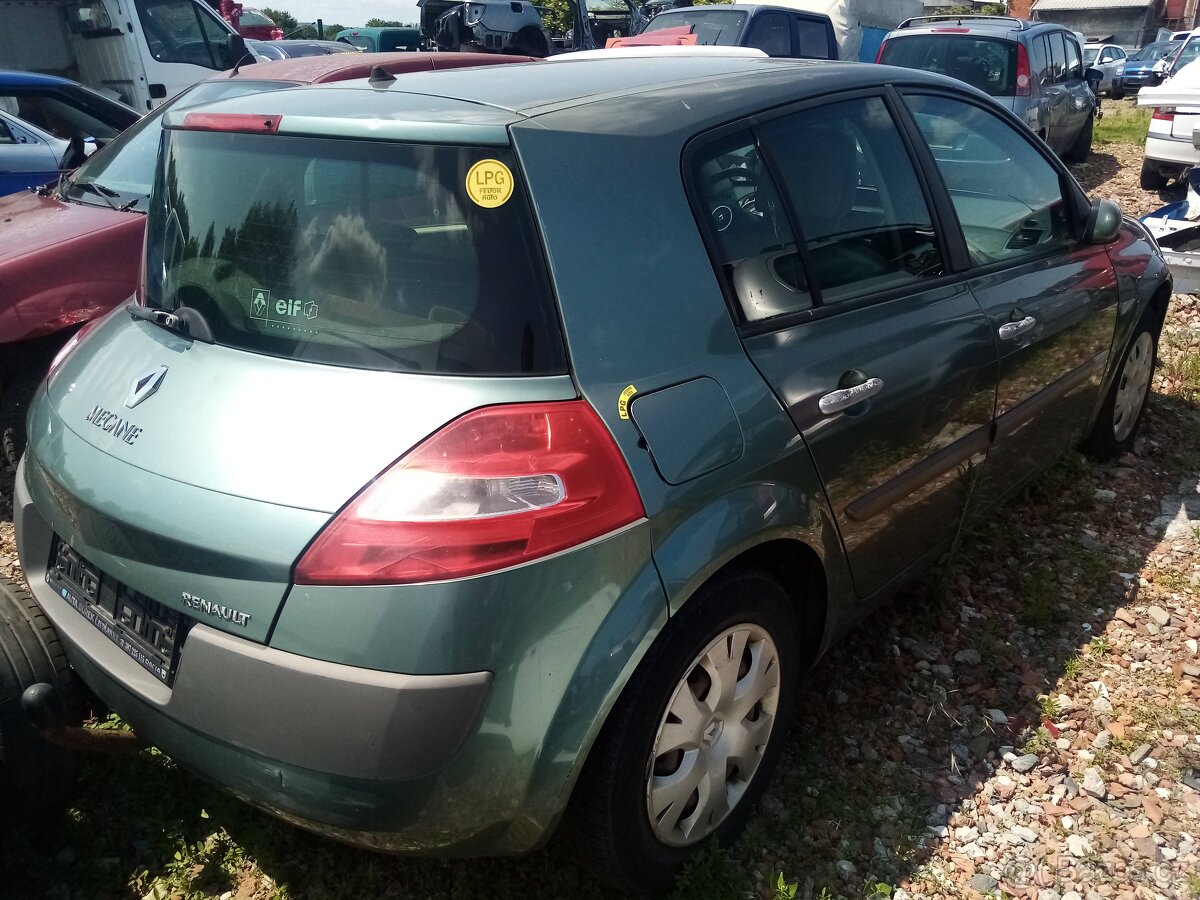 Renault Megane II / 2 1.6 82KW - K4M D 8 , 2006 - 3