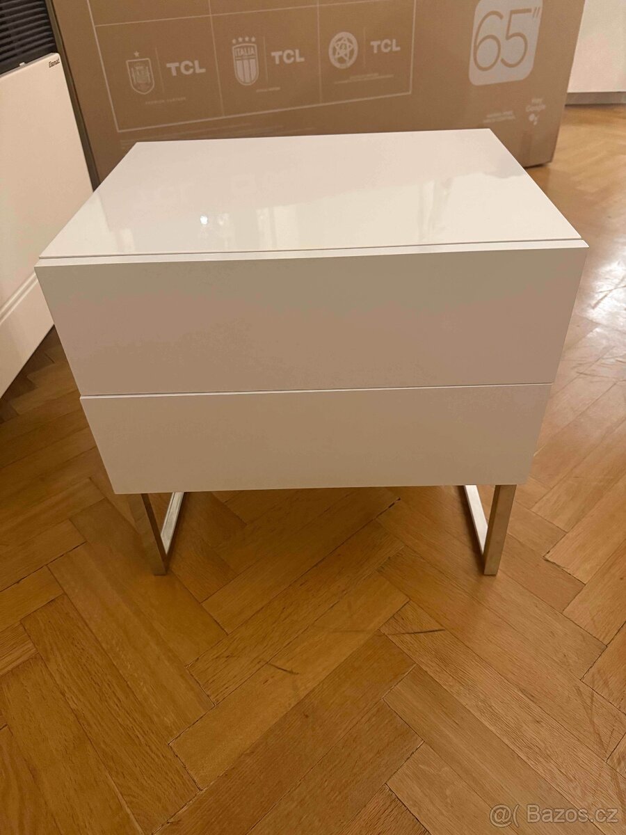 Noční stolek bílý lesk - 3