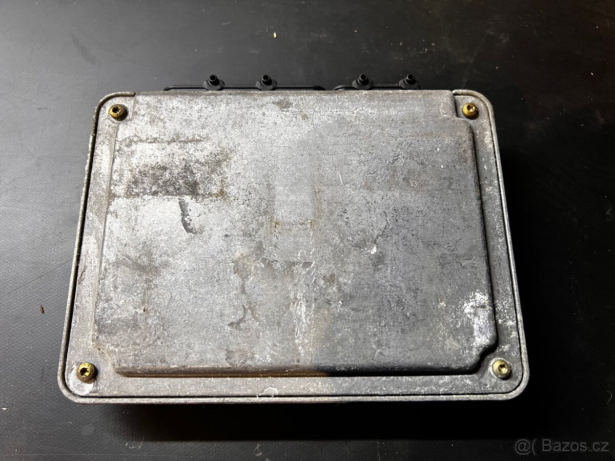 1.8T octavia jednotka - 3