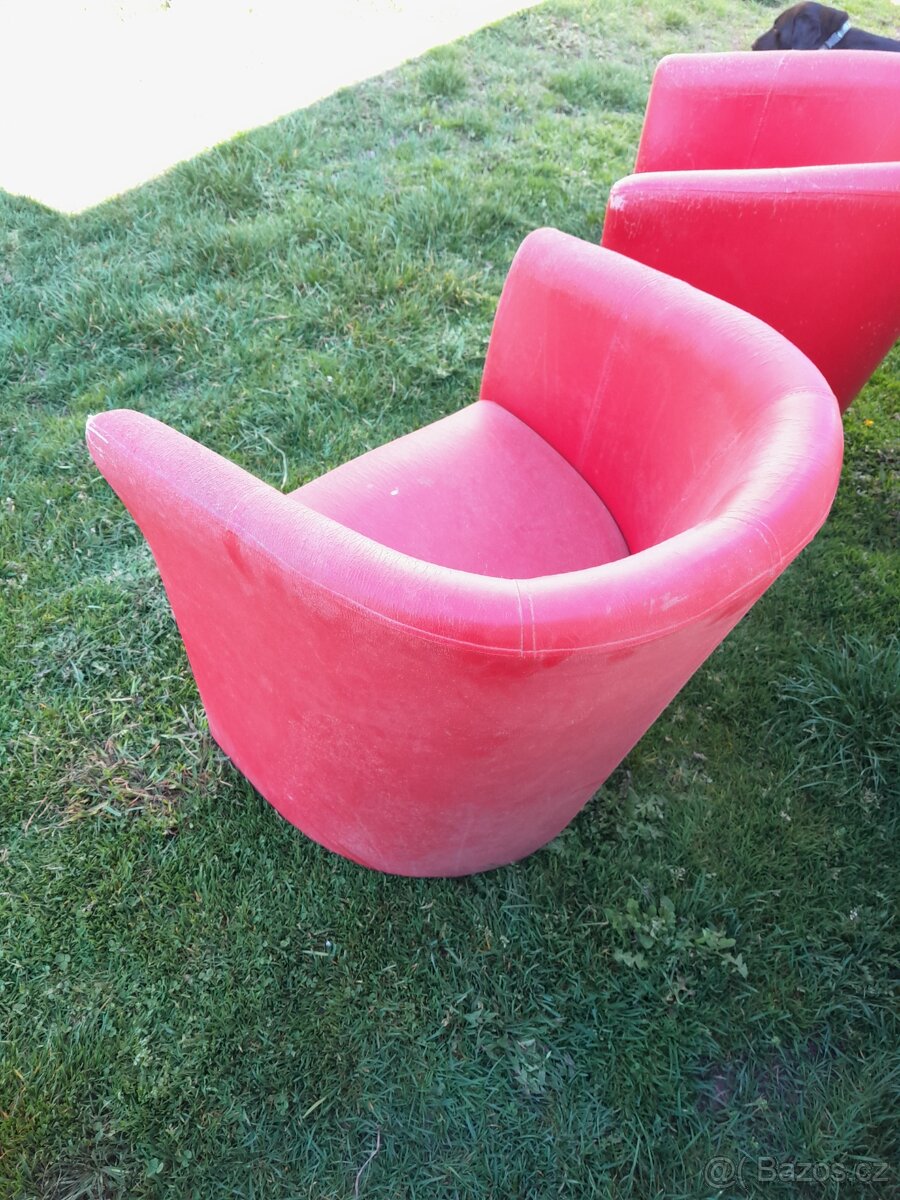 Křesla 2 kusy, použité, velmi pohodlné. - 3