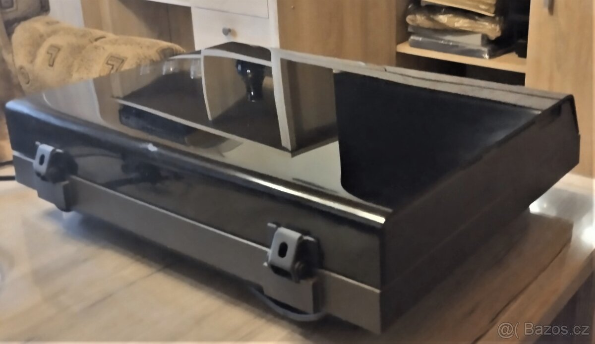 Gramofon Tesla NC 470 - 3