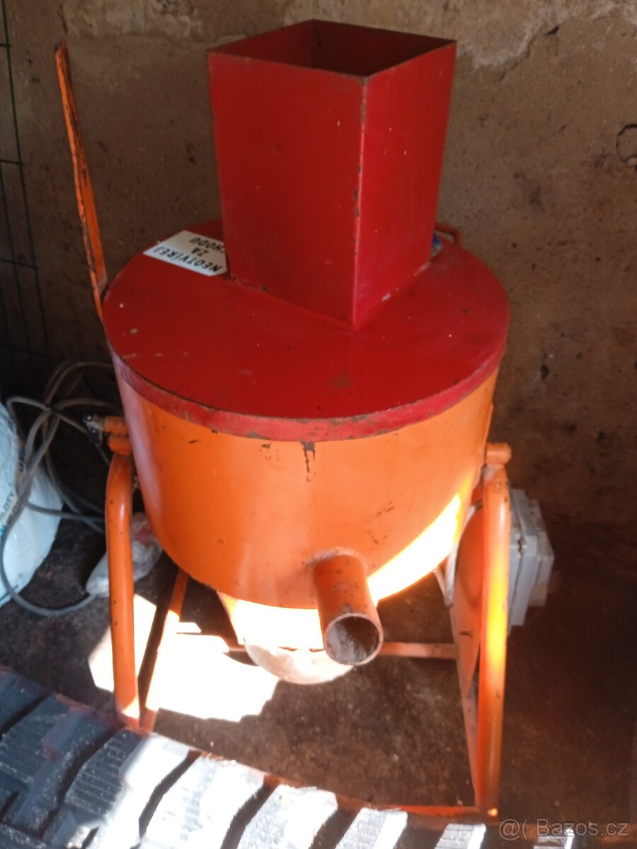 Prodám Šrotovník,drtič /na obilí,ovoce,atd.../ - 3