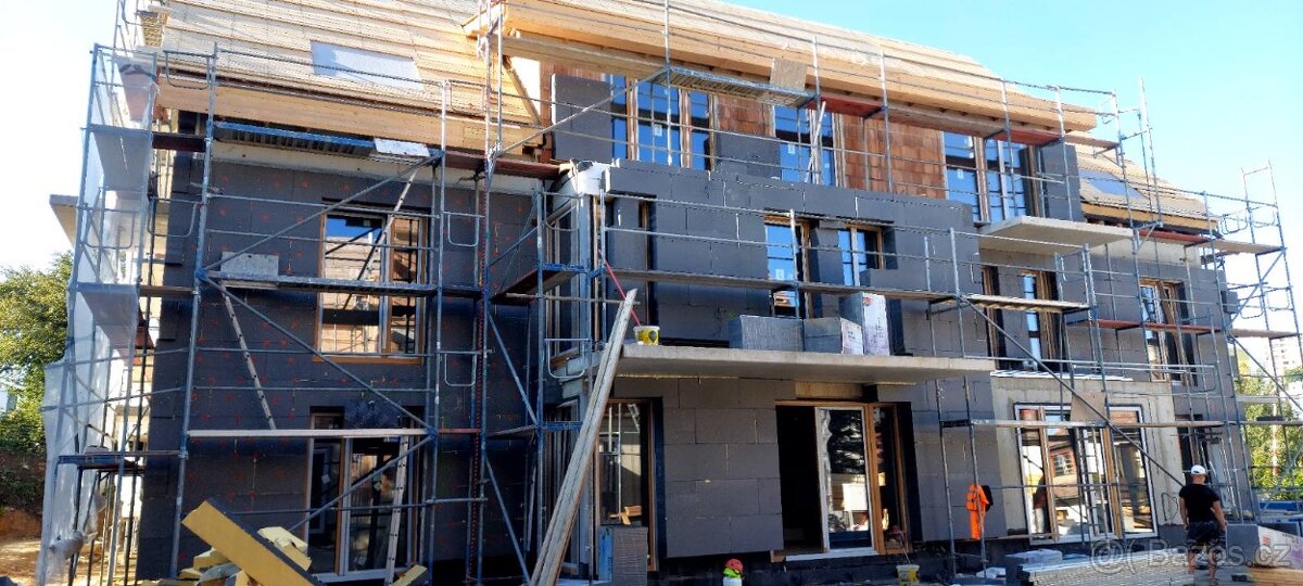 Zkušená brigáda odborníků - 3