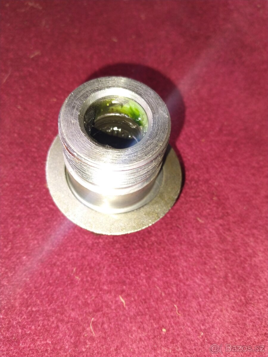 Prodám šroub na VW brouk - 3