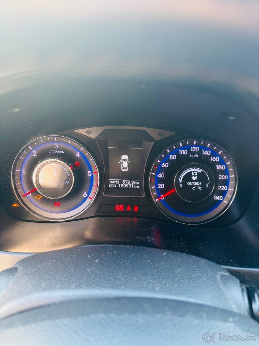 Prodám Hyundai i40 - 3