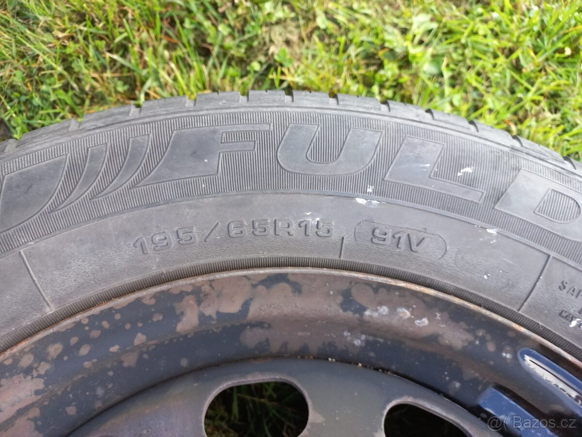 Plechové disky s letními pneu 195/65/15 - 3