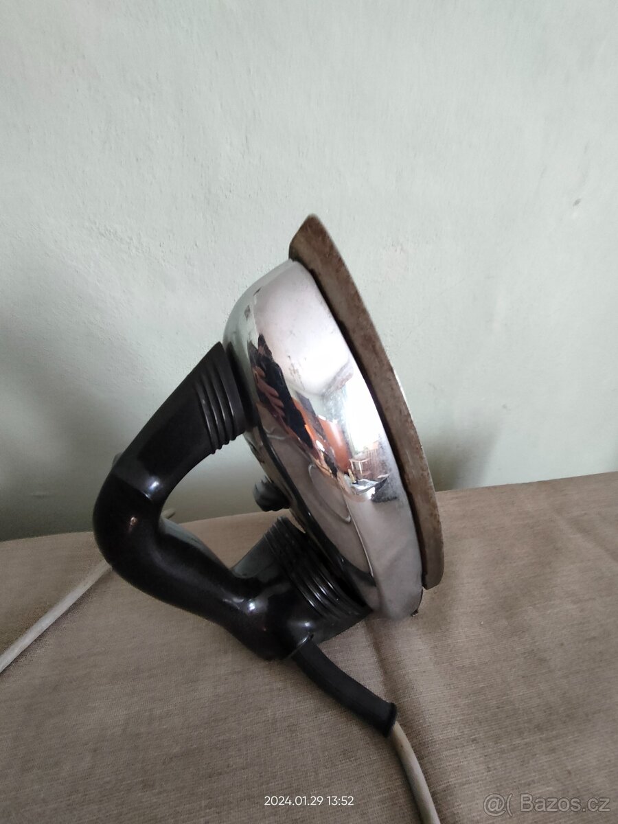 Funkční retro žehličky - 3