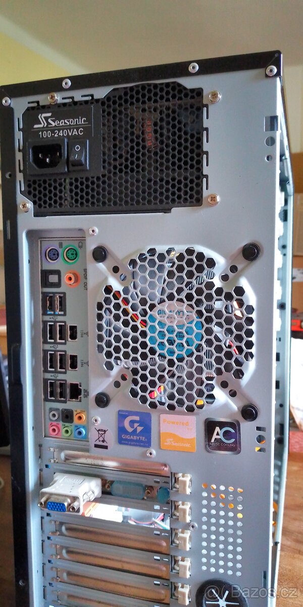 pc GIGABYTE, Core2Duo 2,66GHz,case GIGABYTE Triton 180 - 3