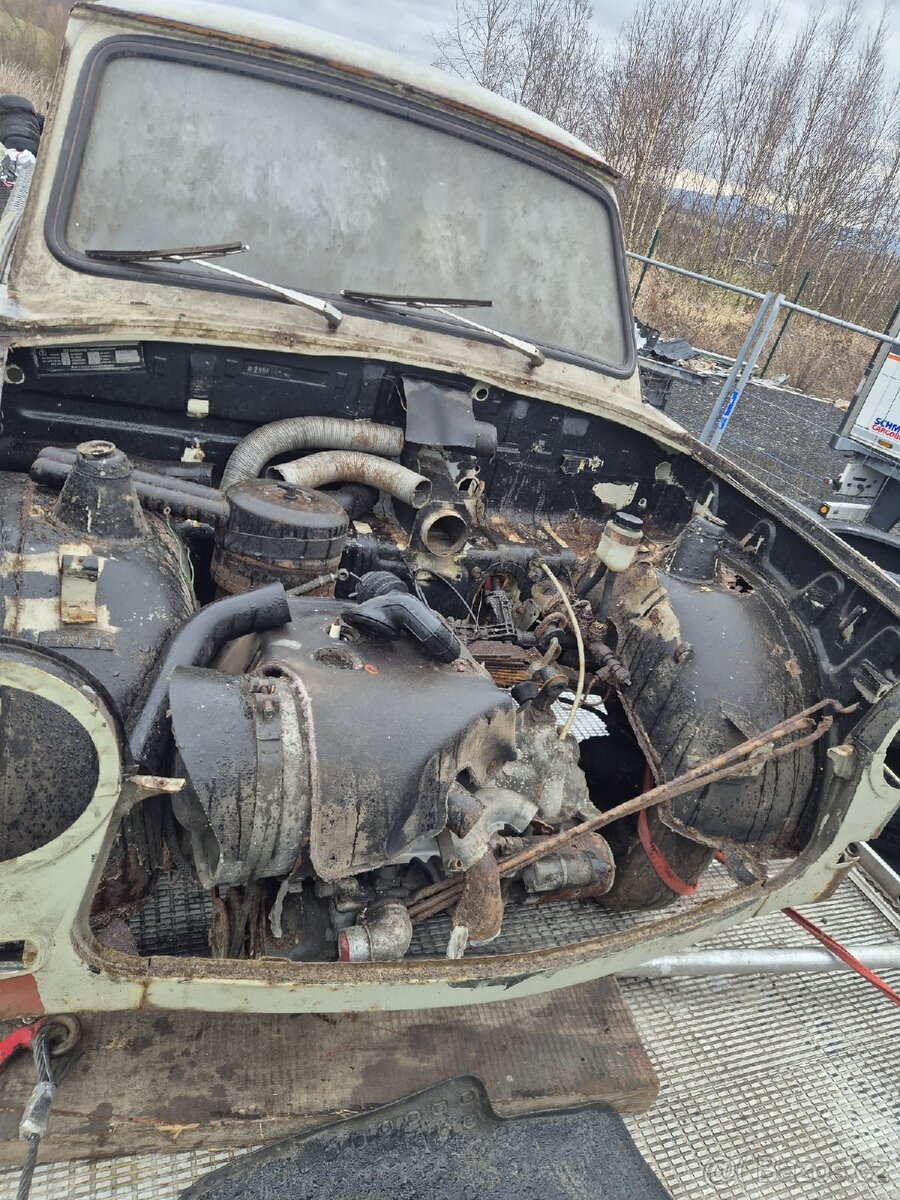 Trabant 601 dva kusy - 3