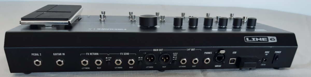 Kytarový multiefekt -LINE 6 FIREHAWK FX - 3
