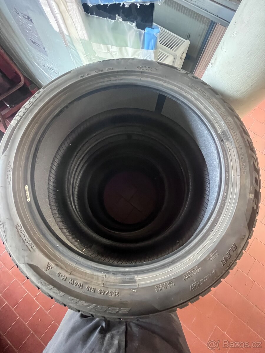 Pirelli Winter Sottozero Serie III - 3