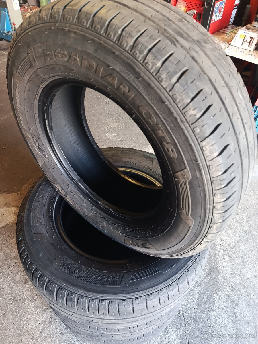 Pneu R15 C - 3