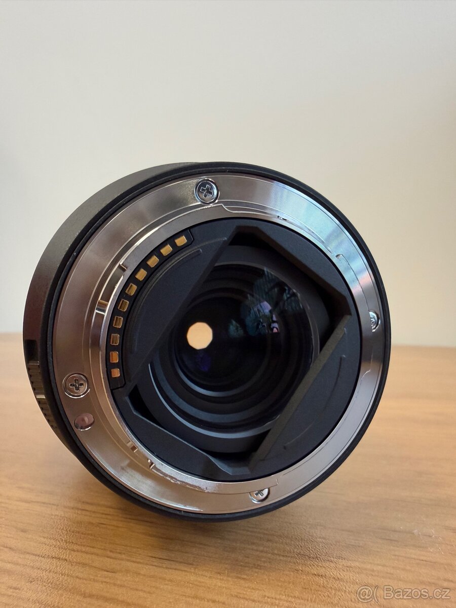 Sony FE 20-70 mm f/4 G - 3