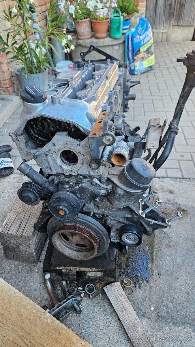 Motor 220CDi Sprinter a jiné 2000-2006 - 3