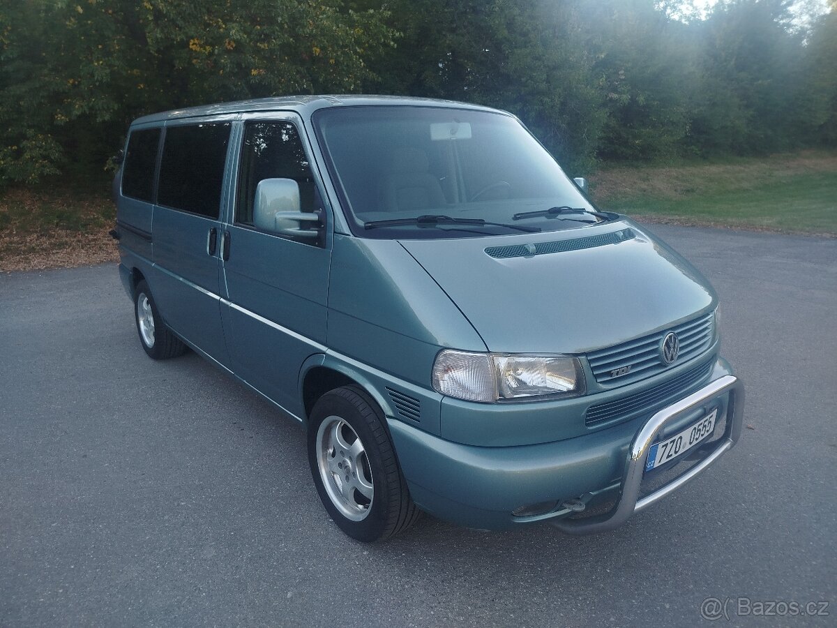 VW Caravelle 2.5 TDI AXL Syncro - 3