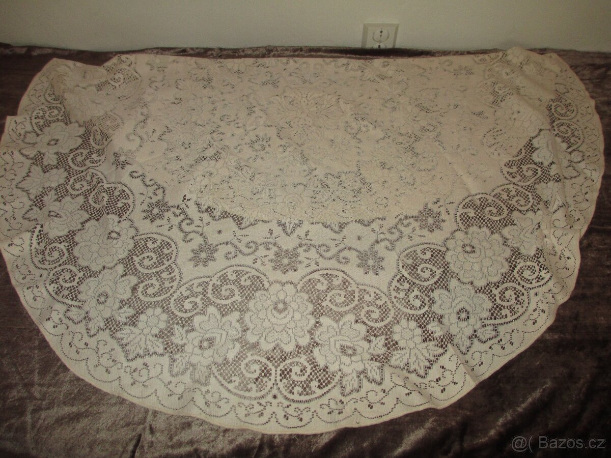 Krajkové ubrusy, prostírání - 3