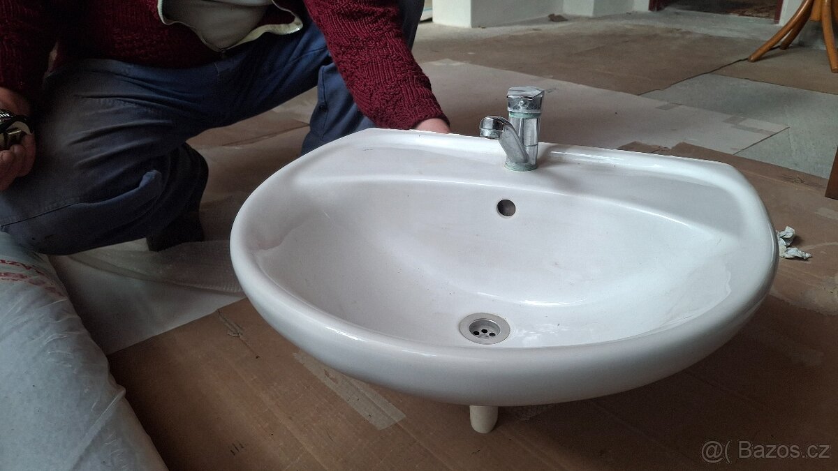 umyvadlo použité - 3