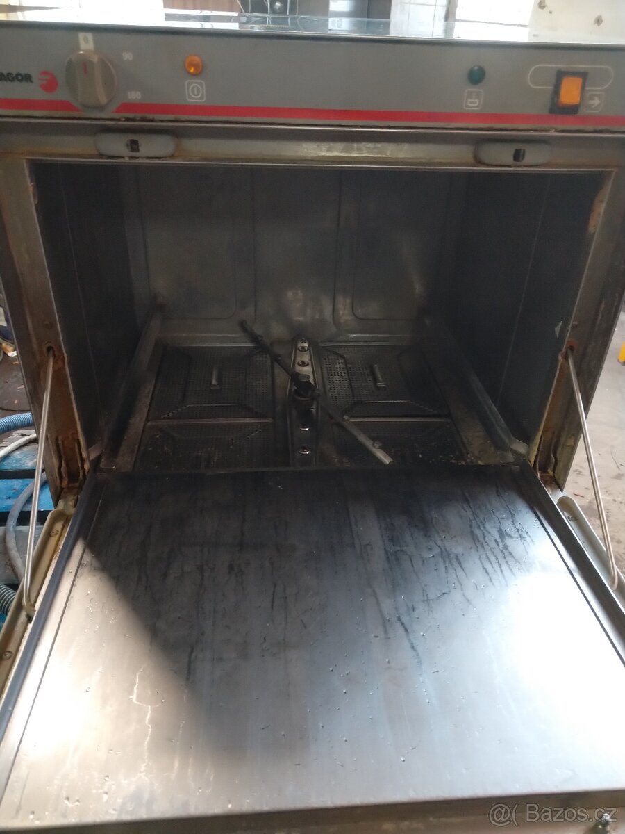 Pod stolová a gastro myčka 50x50 - 3