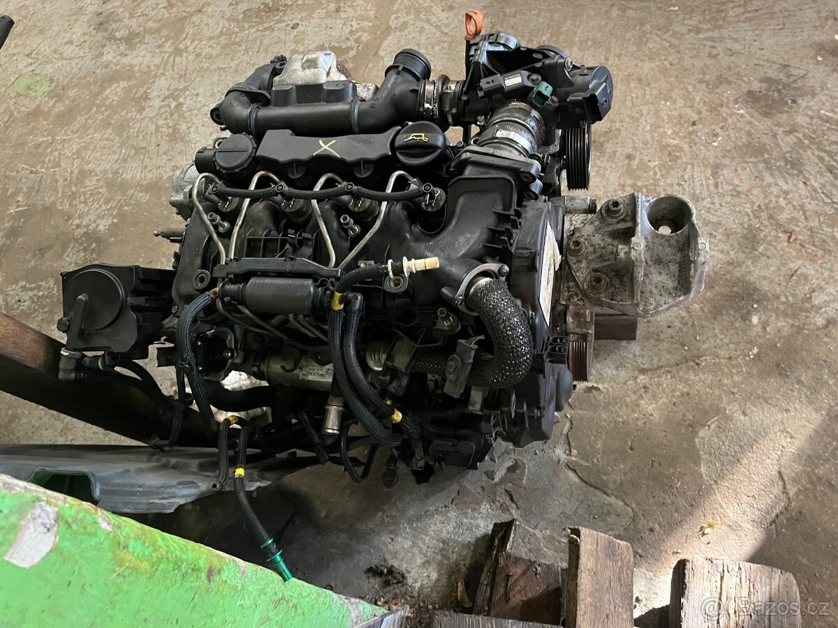 motor mini Cooper D - 3