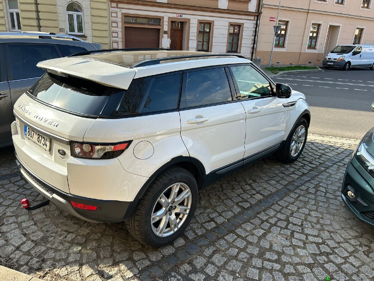 Range Rover Evoque 2.2 TD4, r.v.2012 automat