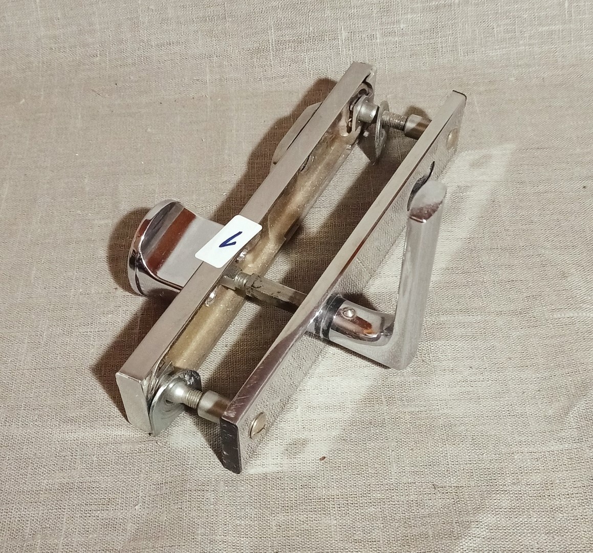 Bezpečnostní dveřní kování kliky dveře asi Rostex? - 3